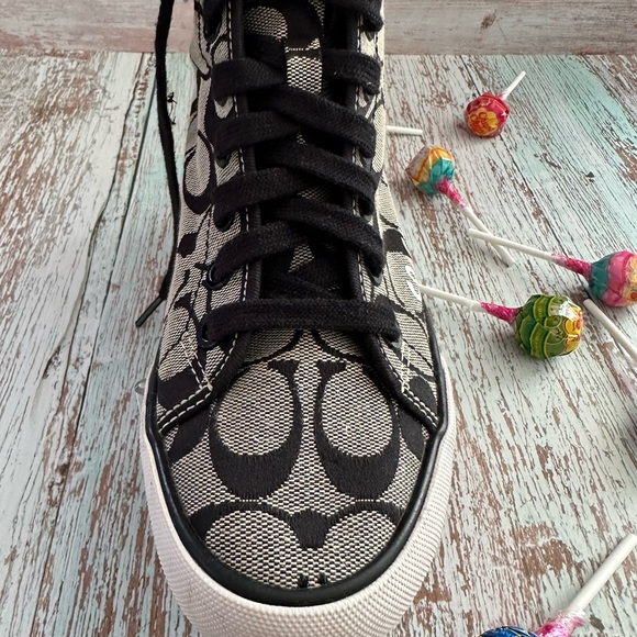 🔹Coach Women’s Black Printed Sneakers - Size 6B🔸 - Picture 7 of 16